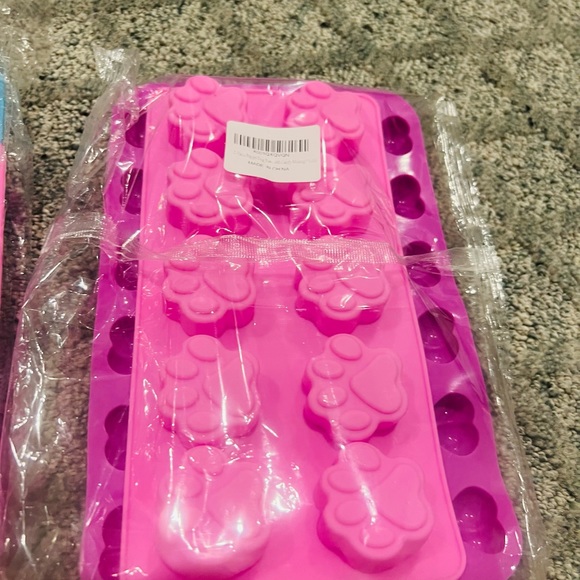 Brand new Puppy Candy Silicone Mould - Picture 3 of 4